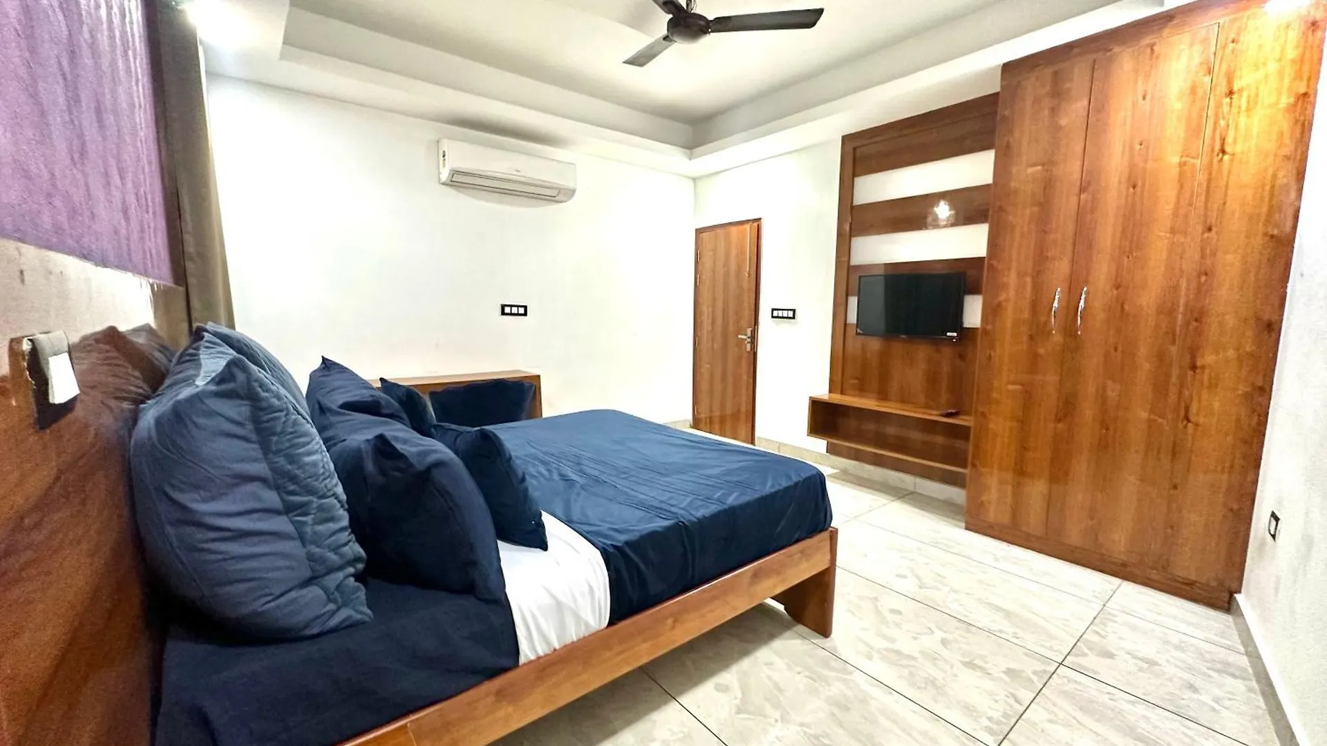 Private Floor With Hall And 5 Rooms For Parties Gurgáon 0*,  Indie